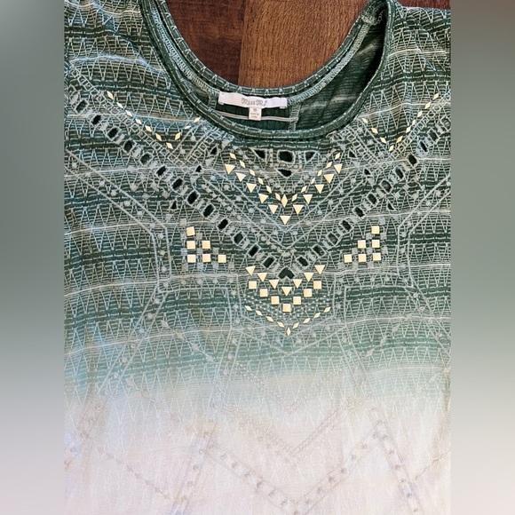Miss me green white ombré embellished top blouse Sz Medium - Picture 2 of 8